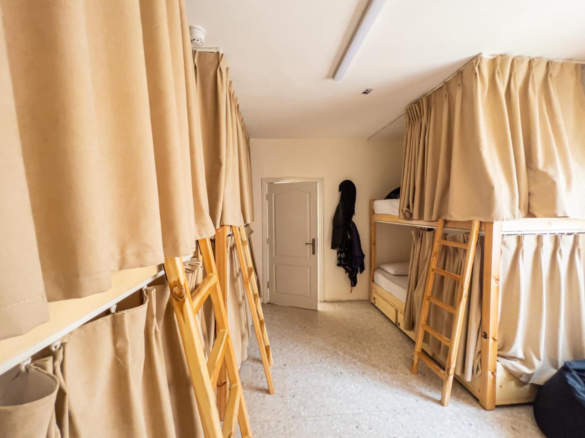 Battuta Hostel عمان الغرفة الصورة